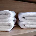 Luxury Room Lav