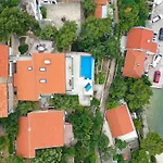 Villa Relax , With Seaview And Two Pools Near Beach