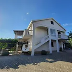 Soojo