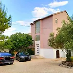 Sea View Apartment Amaro
