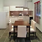 Apartment In Vir At 500 M From The Restaurants