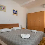 Apartment Tonka - Two Bedroom Apartment With Partial Sea View