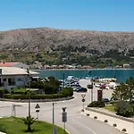 Pag Marina Rooms & Apartment