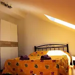 Apartments Ana - Cosy With Sea View