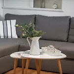 Apartment Near Old Town, Free Parking & Huge Garden