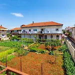 Bella Zara 2 Bdr W Parking