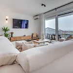 Luxury Penthouse Olea