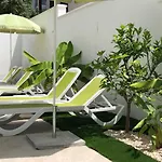 Diklo Beach Rooms-Adults Only