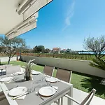 Beachfront Reiterer Villa V1 With Jacuzzi 30 Meters From The Beach - Crowonder Luxury Rent