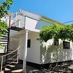 Diklo Beach Apartments 1