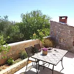 Lovro Luxury Apartment With Jacuzzi And Terrace Sea View