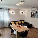 Apartmani Petra - Vir
