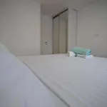 Simon'S Apartment