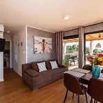 Bella Vista
