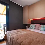 Bella Vista