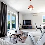 Villa Gold Residence 3