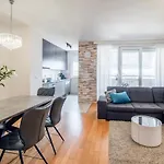 Apartment Montesa Zadar With Free Parking And Balcony