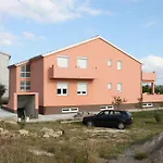 Apartment Maslenica 6573D