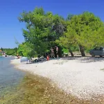 Apartments By The Sea Loviste, Peljesac - 10197