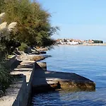 Apartments By The Sea Kali, Ugljan - 5828