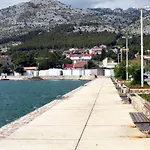Apartment Starigrad 6587B