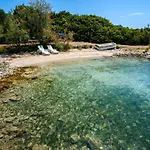 Secluded Fisherman'S Cottage Cove Zuborovica, Pasman - 322