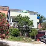 Apartments By The Sea Zdrelac, Pasman - 689