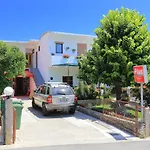 Apartment Zivogosce - Blato 1057D