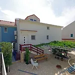 Apartments By The Sea Kosljun, Pag - 4111