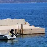 Seaside Holiday House Cove Vela Prapratna