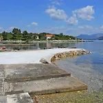 Apartments By The Sea Sreser, Peljesac - 4551