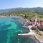 Apartments By The Sea Sreser, Peljesac - 4551