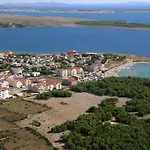 Apartment Povljana 3316F