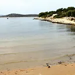 Secluded Fisherman'S Cottage Cove Donje More, Pasman - 11602
