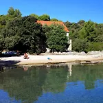 Seaside Holiday House Cove Vrbovica Bay - Vrbovica