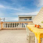 Family Friendly Seaside Apartments Kozino, Zadar - 5749