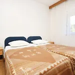 Apartment Vrbovica 4452C