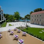 Hotel Mlini