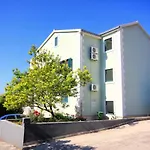 Apartments With A Parking Space Orebic, Peljesac - 10157