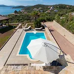 Seaside Family Friendly House With A Swimming Pool Guduce, Ugljan - 17668