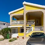 Apartments With A Parking Space Vir - 18131