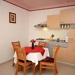 Apartment Slano 3183C