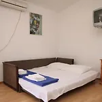 Apartment Starigrad 6431A