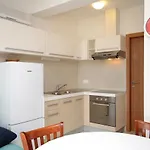 Apartment Verunic 8103A