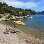 Seaside Family Friendly House With A Swimming Pool Cove Mikulina Luka, Korcula - 20116