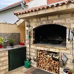 Apartments Pine & Oak With Shared Seasonal Hot Tub