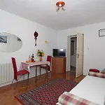 Apartment Nane