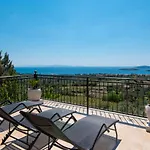 Holiday Villa Natura
