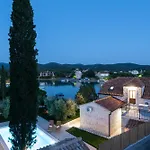 Holiday Villa Mirce - Loviste