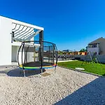 Beautiful Villa Madis